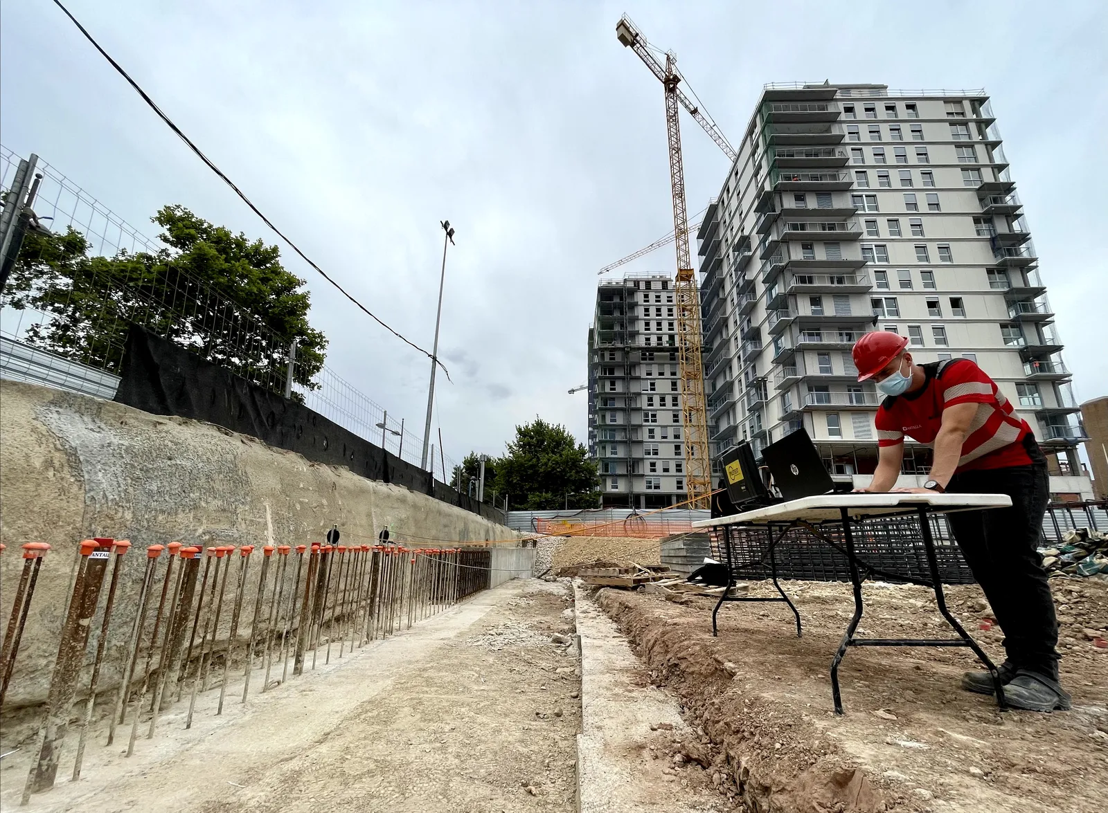 Auscultación Cross-Hole en obra: registro de datos sobre los muros pantalla del Roig Arena